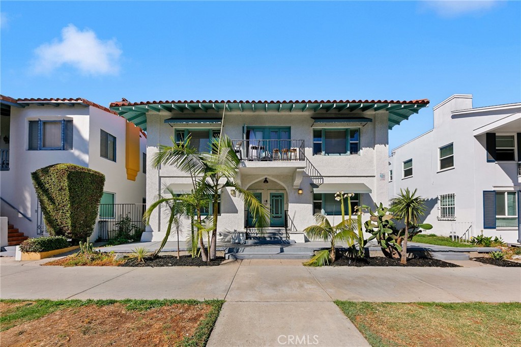 SingleFamilyResidence at 1325 E Ocean