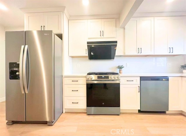 637 W Floral Drive, Monterey Park CA: https://media.crmls.org/medias/dc2e51a7-4f5b-4ca2-9c85-1629ef41f19b.jpg