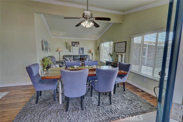 Detail Gallery Image 9 of 51 For 16222 Monterey Ln #107,  Huntington Beach,  CA 92649 - 2 Beds | 2 Baths