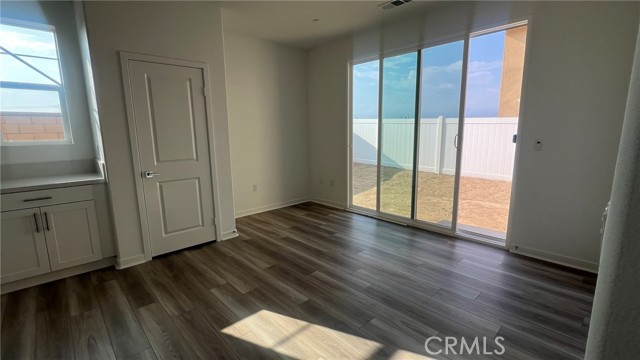 Detail Gallery Image 6 of 19 For 10840 Pala Bells St, Loma Linda,  CA 92354 - 3 Beds | 2/1 Baths