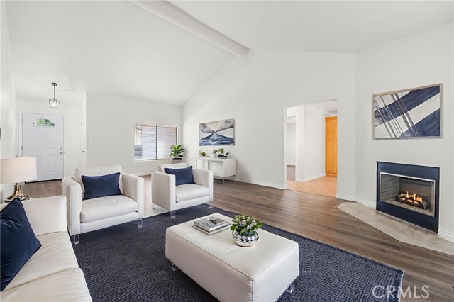 14282 Club View Drive, Lytle Creek CA: https://media.crmls.org/medias/dc31198d-e66f-4843-9e1e-25402f6bab34.jpg