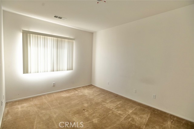 Detail Gallery Image 7 of 13 For 13037 Sunset Canyon, Victorville,  CA 92395 - 3 Beds | 2 Baths