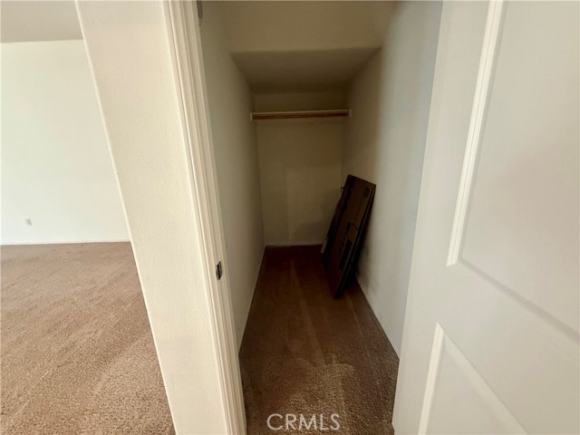 Detail Gallery Image 13 of 53 For 13886 Camino Cinco, Victorville,  CA 92392 - 5 Beds | 4 Baths