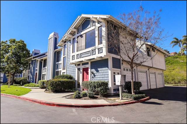 MLS# OC23069931