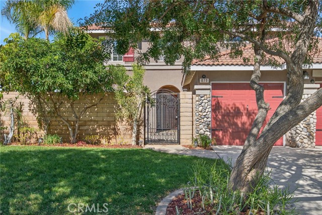 Detail Gallery Image 2 of 62 For 879 Derby, Corona,  CA 92882 - 4 Beds | 3/1 Baths