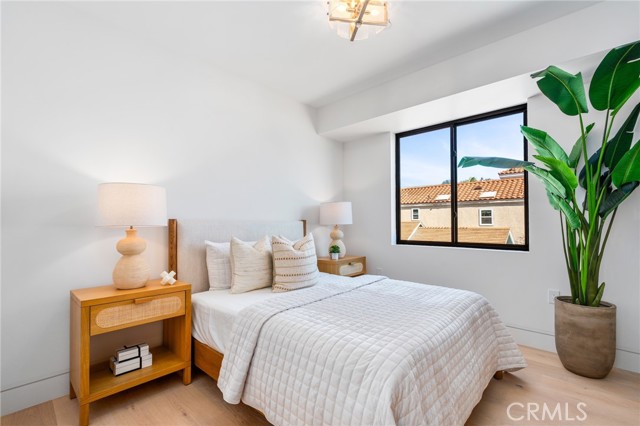 Detail Gallery Image 21 of 45 For 520 11th St, Huntington Beach,  CA 92648 - 3 Beds | 3/1 Baths
