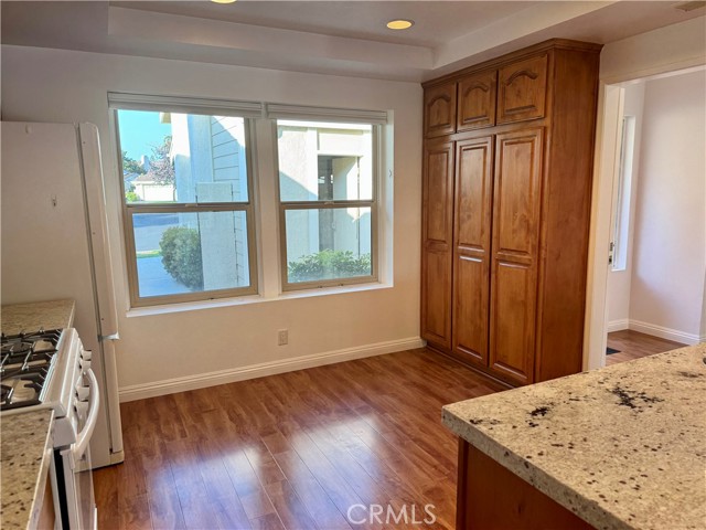 Detail Gallery Image 5 of 25 For 12 Park Vista #50,  Irvine,  CA 92604 - 2 Beds | 2 Baths