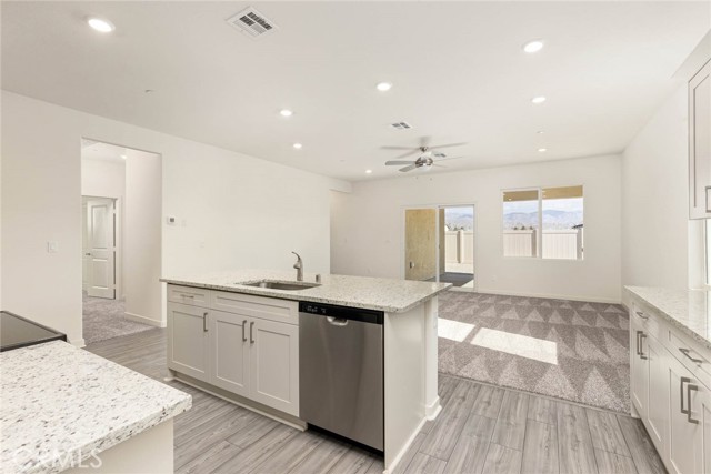 80475 Fortress Court, Indio CA: https://media.crmls.org/medias/dc32ad87-4060-43f2-a44a-81aecd082956.jpg