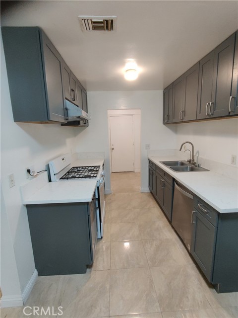 1250 South Diamond Bar, B photo 3