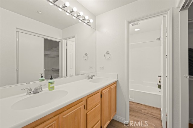 Detail Gallery Image 16 of 27 For 25178 Meadow Walk #2,  Murrieta,  CA 92562 - 2 Beds | 2 Baths