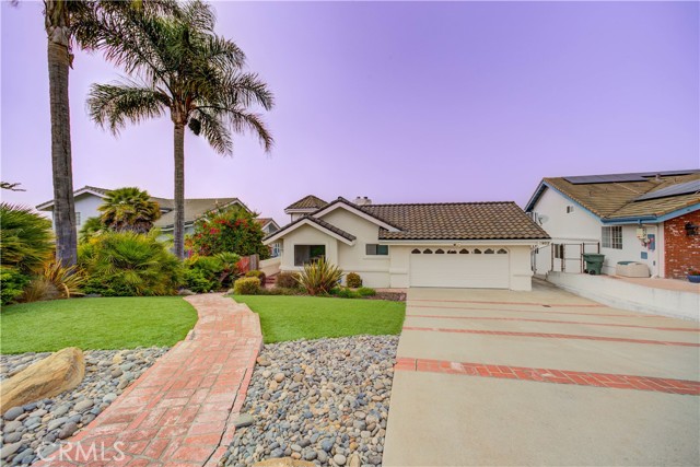 Detail Gallery Image 2 of 50 For 402 Valley View Dr, Pismo Beach,  CA 93449 - 4 Beds | 3/2 Baths