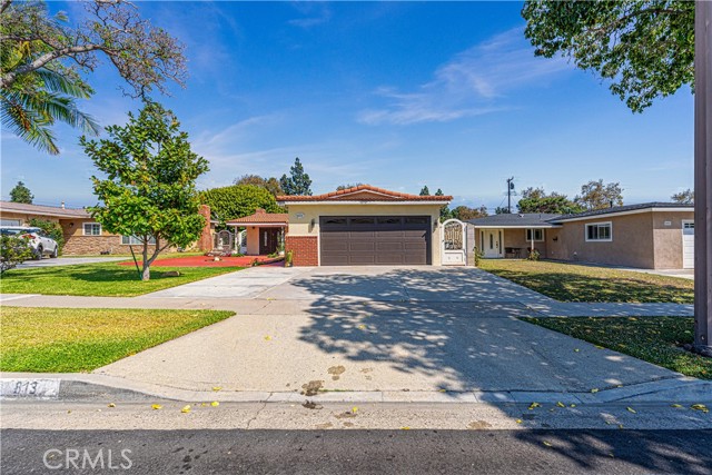 Detail Gallery Image 27 of 75 For 813 N Mantle Ln, Santa Ana,  CA 92701 - 3 Beds | 2 Baths