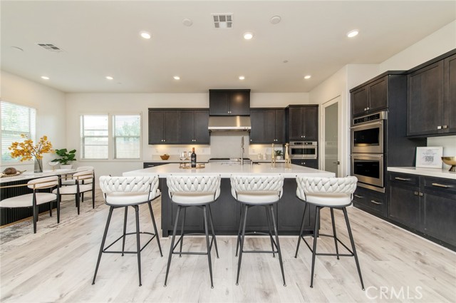 Detail Gallery Image 6 of 39 For 113 Measure, Irvine,  CA 92618 - 4 Beds | 4/1 Baths