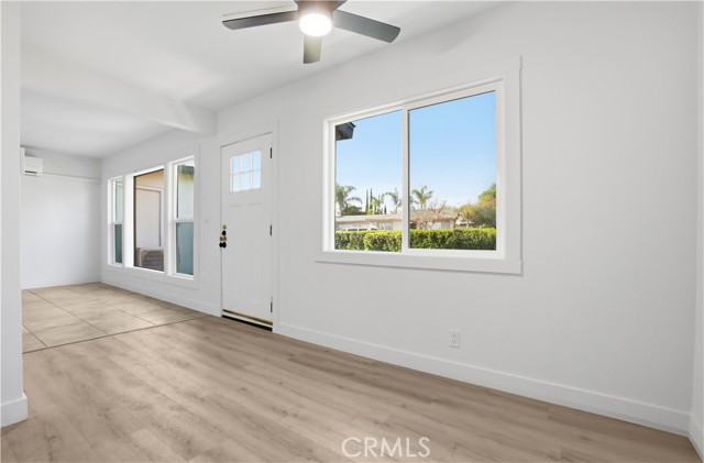 577 Herrington N Avenue, San Bernardino CA: https://media.crmls.org/medias/dc3482c3-c71b-40fc-96b8-ea98891b17a5.jpg