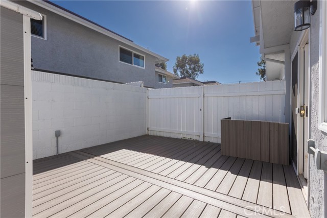 Detail Gallery Image 28 of 36 For 9538 Bickley Dr #2,  Huntington Beach,  CA 92646 - 2 Beds | 1/1 Baths