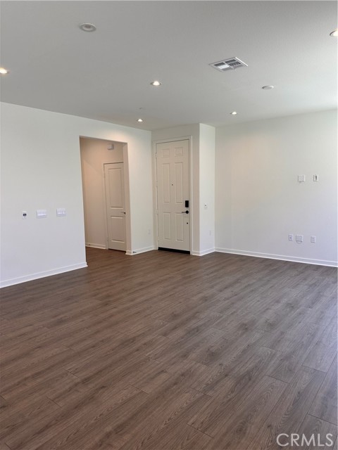 Detail Gallery Image 7 of 36 For 16042 Esparza Ln, Fontana,  CA 92336 - 4 Beds | 2/1 Baths