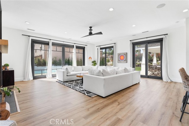 18534 Cobblestone Court, Yorba Linda CA: https://media.crmls.org/medias/dc36532e-07db-4509-a6d6-ea52ee27887c.jpg
