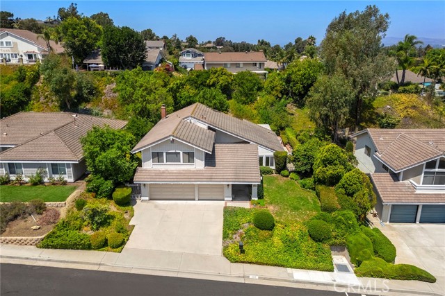 5409 Willowick Circle, Anaheim Hills CA: https://media.crmls.org/medias/dc365785-f26c-4a17-bae7-397eb5840401.jpg