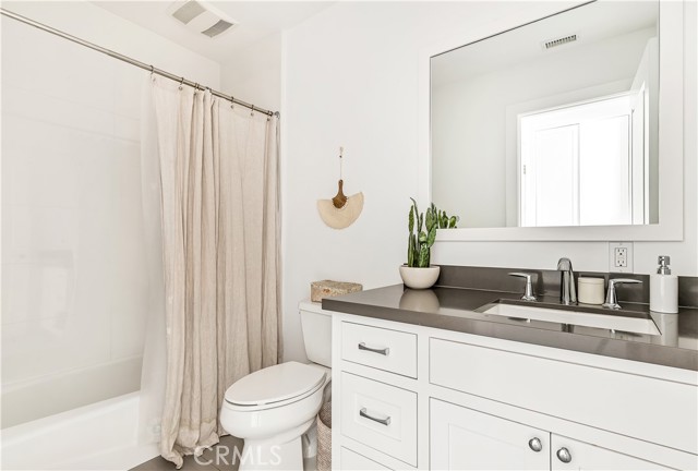 31032 Aliso Circle, Laguna Beach CA: https://media.crmls.org/medias/dc36a356-f0ed-4ae0-917e-ddb87353b67b.jpg