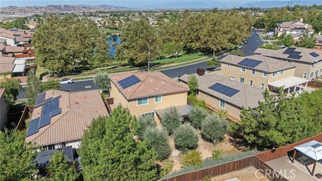 38780 Amateur Way, Beaumont CA: https://media.crmls.org/medias/dc36c555-8fd0-4dac-8caa-5c0c43957943.jpg