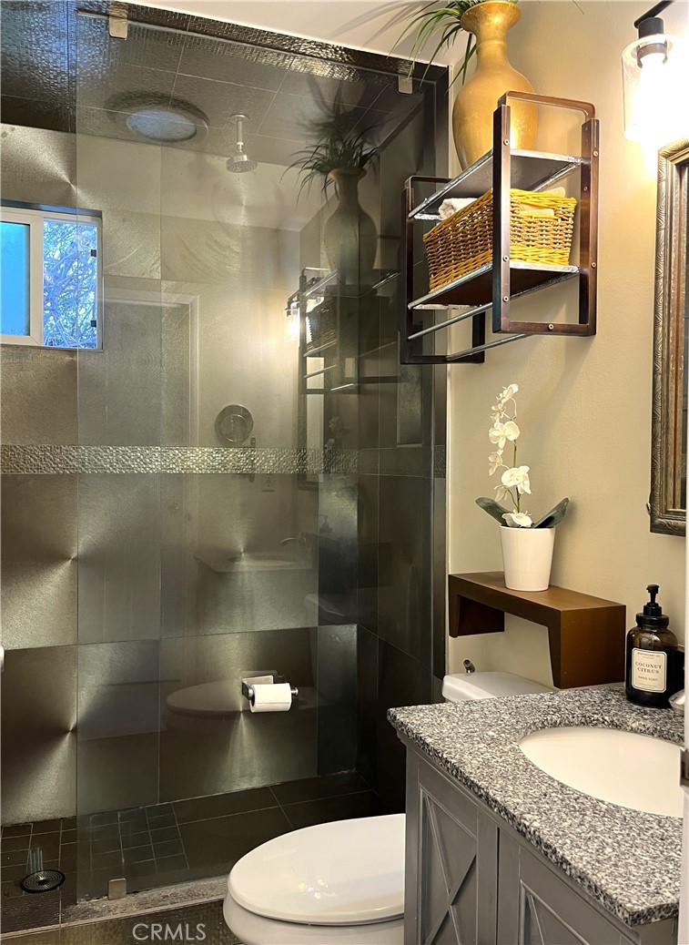 MLS #SR25271597 image #9