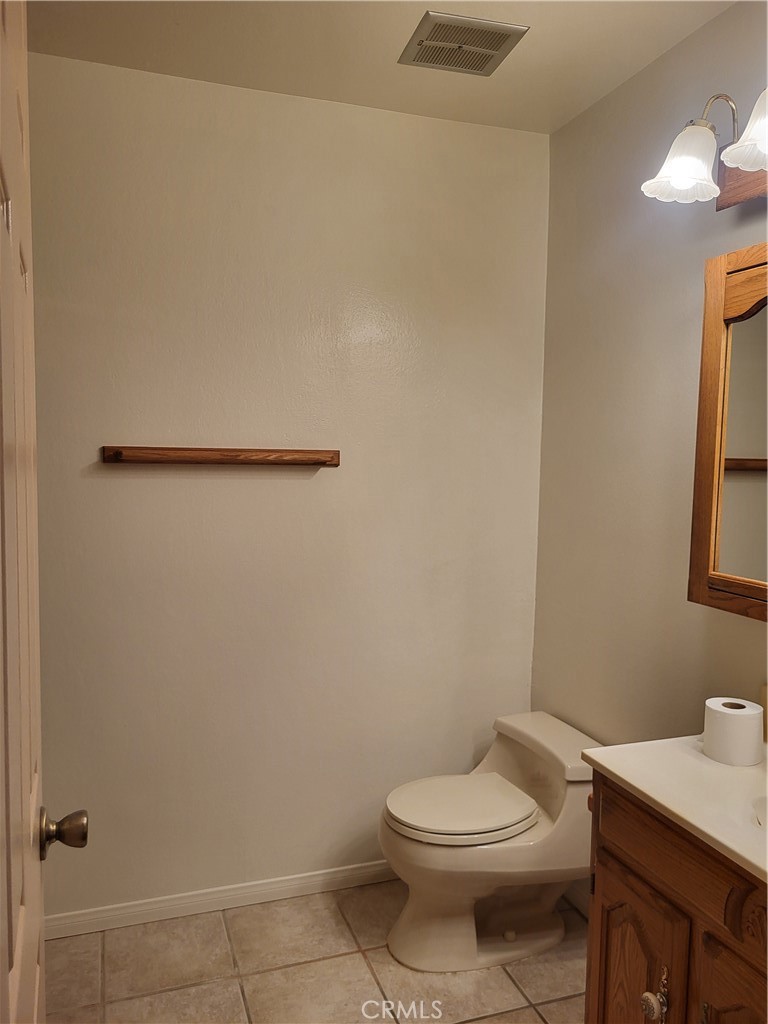 https://media.crmls.org/medias/dc375068-ac7f-4439-aa07-2c0f1efd7055.jpg?preset=X-Large
