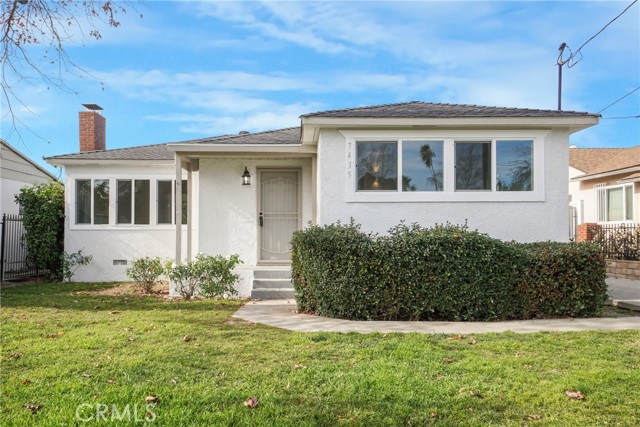 7435 7437 Balcom Avenue, Reseda CA: https://media.crmls.org/medias/dc37825a-2139-4512-a37d-b69628802c44.jpg