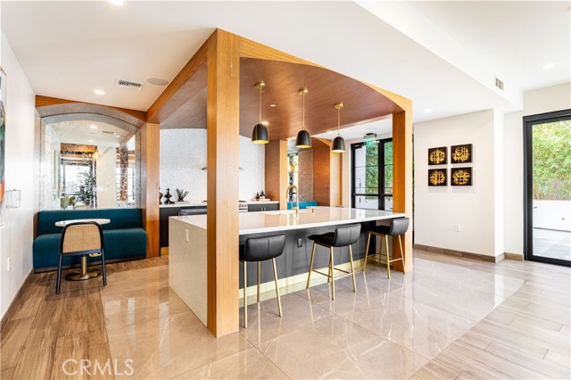 Detail Gallery Image 18 of 34 For 1333 S Orange Grove Ave #109,  Los Angeles,  CA 90019 - 2 Beds | 2 Baths