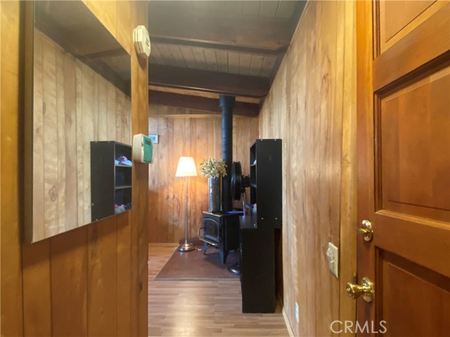 Detail Gallery Image 14 of 27 For 26326 Forest Ln, Twin Peaks,  CA 92391 - 2 Beds | 1 Baths