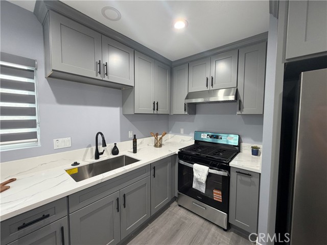 Detail Gallery Image 13 of 32 For 13291 Fairview St, Garden Grove,  CA 92843 - 6 Beds | 4 Baths