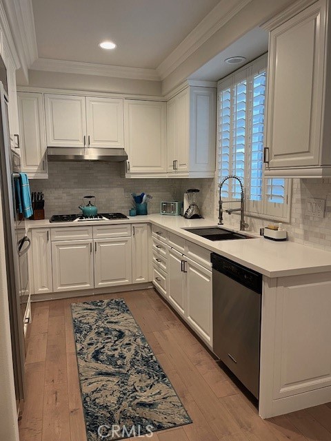 Detail Gallery Image 27 of 35 For 3401 5th Ave, Corona Del Mar,  CA 92625 - 3 Beds | 2/1 Baths