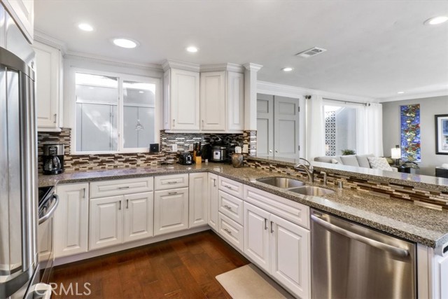 Detail Gallery Image 11 of 40 For 11 Avenida Castilla a,  Laguna Woods,  CA 92637 - 2 Beds | 1/1 Baths