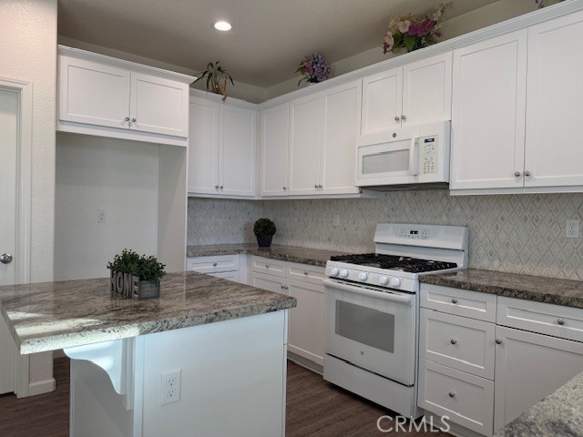 Detail Gallery Image 11 of 35 For 429 Carly Anne, Merced,  CA 95341 - 6 Beds | 3 Baths