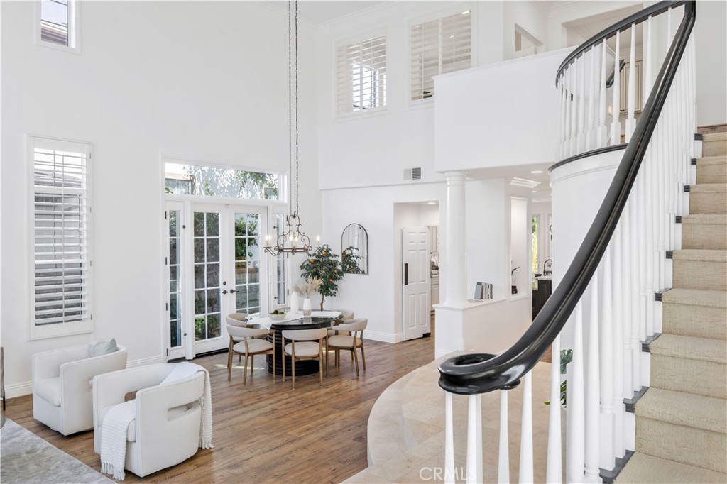 MLS #OC25251962 image #5