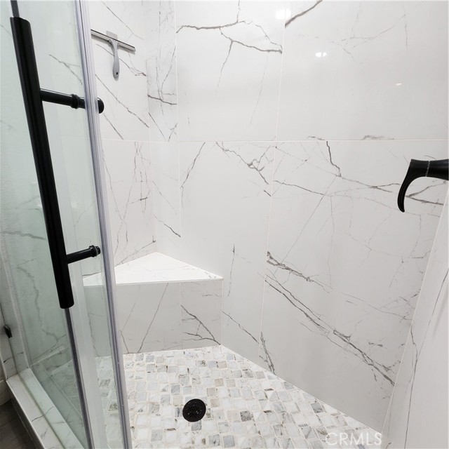 Detail Gallery Image 8 of 15 For 1033 S Dewcrest Dr, Anaheim,  CA 92808 - 2 Beds | 2 Baths