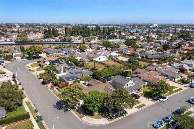 Image 48 of 53 For 17290 Ash Street