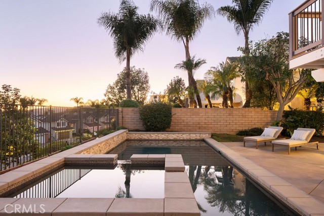 Detail Gallery Image 39 of 58 For 24912 Eaton Ln, Laguna Niguel,  CA 92677 - 4 Beds | 2/1 Baths