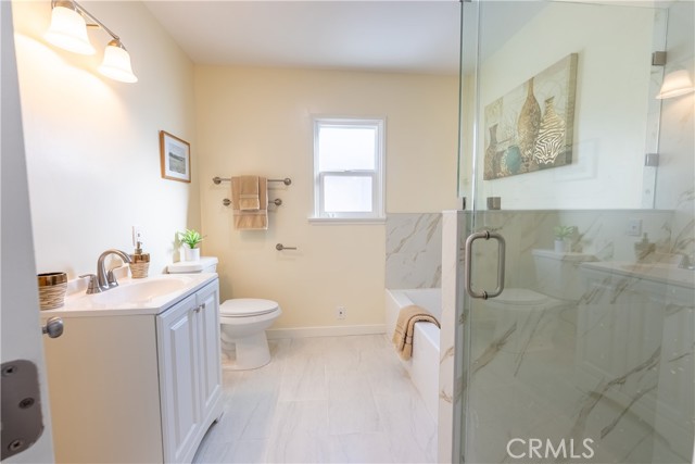 Detail Gallery Image 11 of 26 For 10106 Capistrano Ave, South Gate,  CA 90280 - – Beds | – Baths