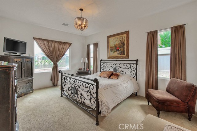 322 Forked Run, Beaumont CA: https://media.crmls.org/medias/dc3f4d74-e1c5-427b-bc33-0b338aa040f0.jpg