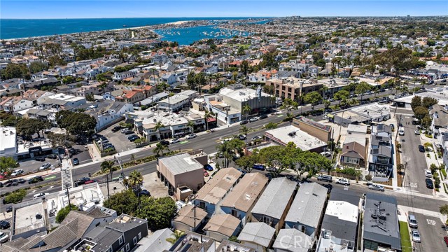 Detail Gallery Image 24 of 42 For 512 Iris Ave, Corona Del Mar,  CA 92625 - 3 Beds | 2 Baths