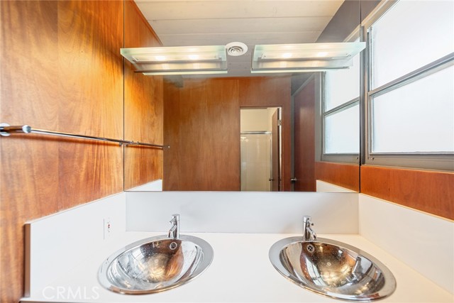 5112 E Valencia Drive, Orange CA: https://media.crmls.org/medias/dc3fac27-72cd-44f9-bcb6-c8597fa6b4a9.jpg