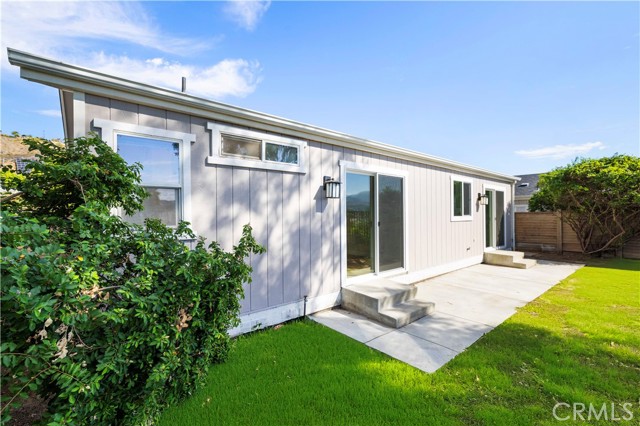 Detail Gallery Image 33 of 40 For 20066 Crestview, Canyon Country,  CA 91351 - 2 Beds | 2 Baths