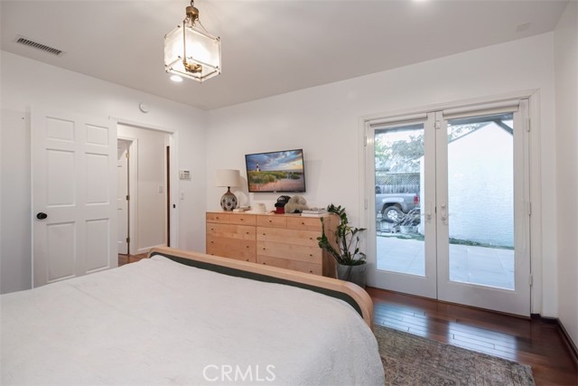 Detail Gallery Image 27 of 33 For 5229 Vantage, Valley Village,  CA 91607 - 3 Beds | 3 Baths