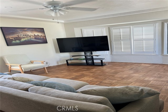 Detail Gallery Image 6 of 20 For 216 Bedford Way, Bakersfield,  CA 93308 - 3 Beds | 1 Baths