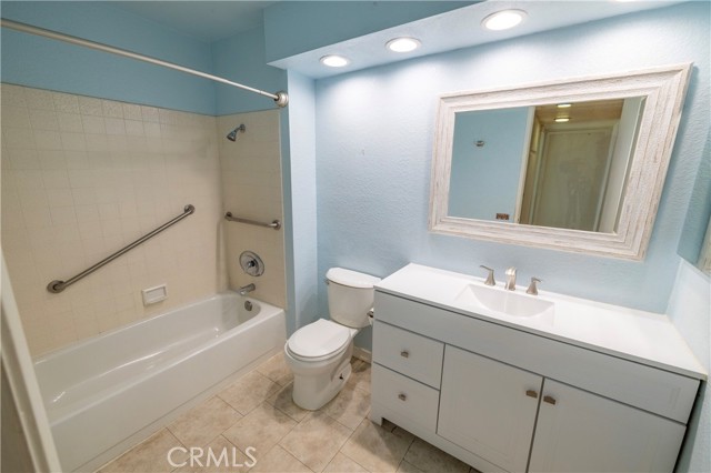 Detail Gallery Image 22 of 37 For 242 E Fern Ave #208,  Redlands,  CA 92373 - 2 Beds | 2 Baths