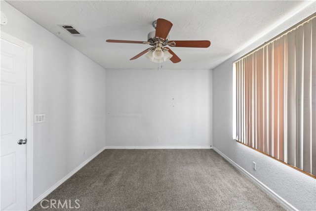 Detail Gallery Image 14 of 33 For 18891 Shoshonee Rd, Apple Valley,  CA 92307 - 3 Beds | 2 Baths