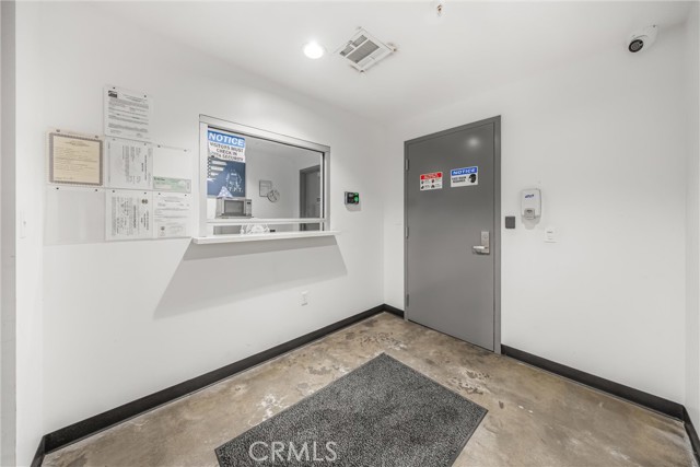 Image 2 of 54 For 44211 Yucca