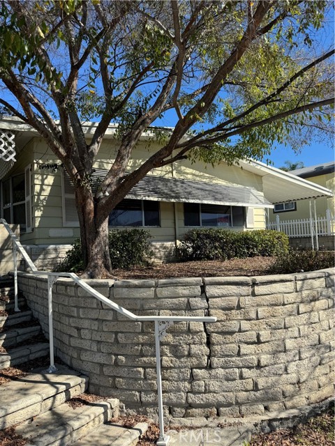 Detail Gallery Image 1 of 10 For 38174 via Del Largo, Murrieta,  CA 92563 - 2 Beds | 2 Baths