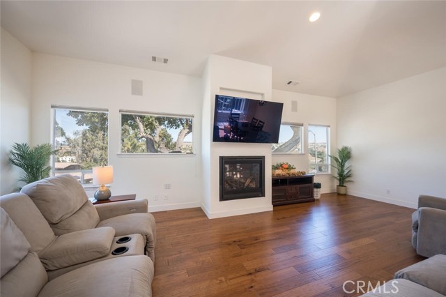 932 Margarita Avenue, Grover Beach CA: https://media.crmls.org/medias/dc42bce1-a54e-4e4a-991e-c6e34e6f2d2a.jpg