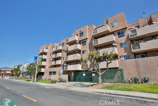 Detail Gallery Image 2 of 28 For 450 E 4th St #423,  Santa Ana,  CA 92701 - 1 Beds | 1 Baths